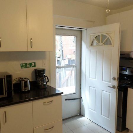 Апартаменты Beautiful, Clean, Quiet 2 Br-In Downtown Ottawa. Parking, Wifi And Netflix Included Экстерьер фото