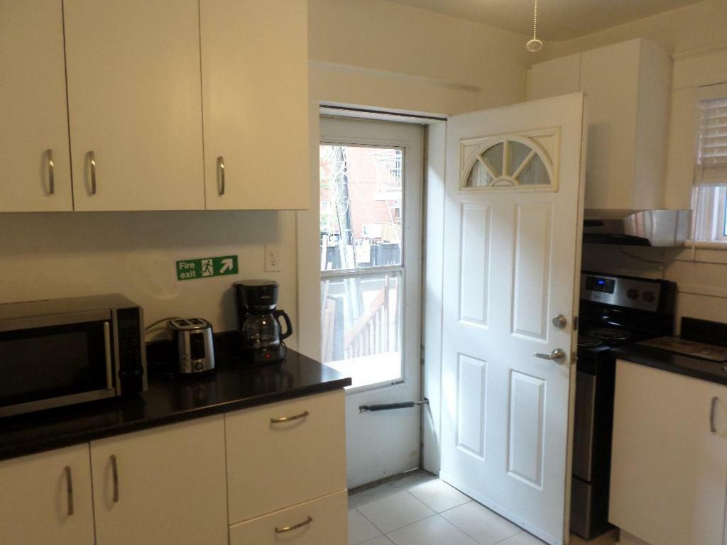 Апартаменты Beautiful, Clean, Quiet 2 Br-In Downtown Ottawa. Parking, Wifi And Netflix Included Экстерьер фото